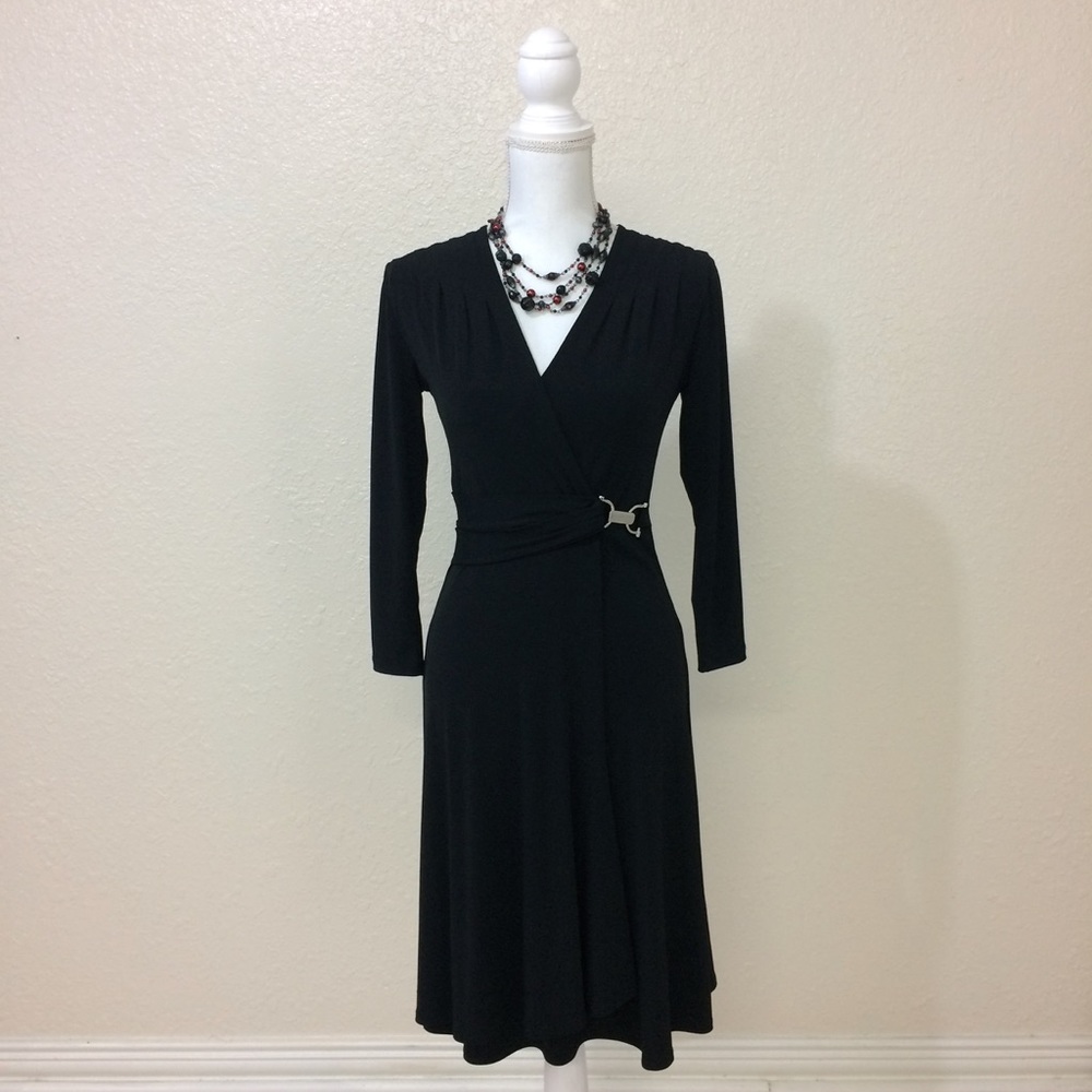 🔸NEW YORK & COMPANY Black Wrap Dress